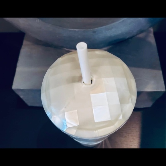 Starbucks Pearl White Marbled Dome Kaleidoscope Tumbler Cold Cup 24oz Venti 2021 - Picture 9 of 15